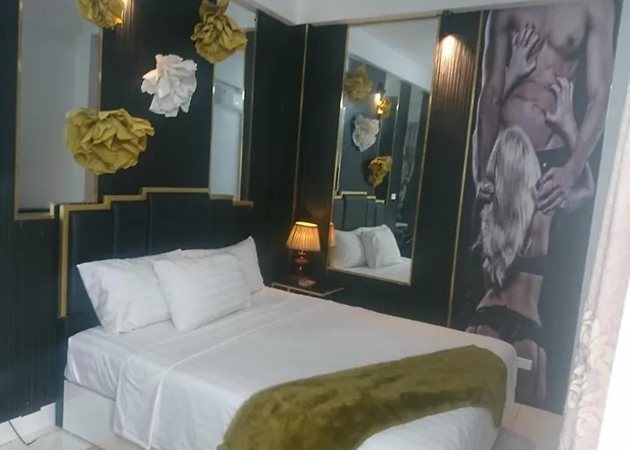 Hera Hotel