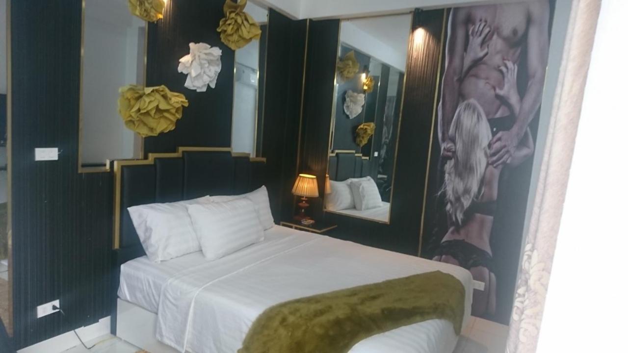 Love hotel Hera Hanoi